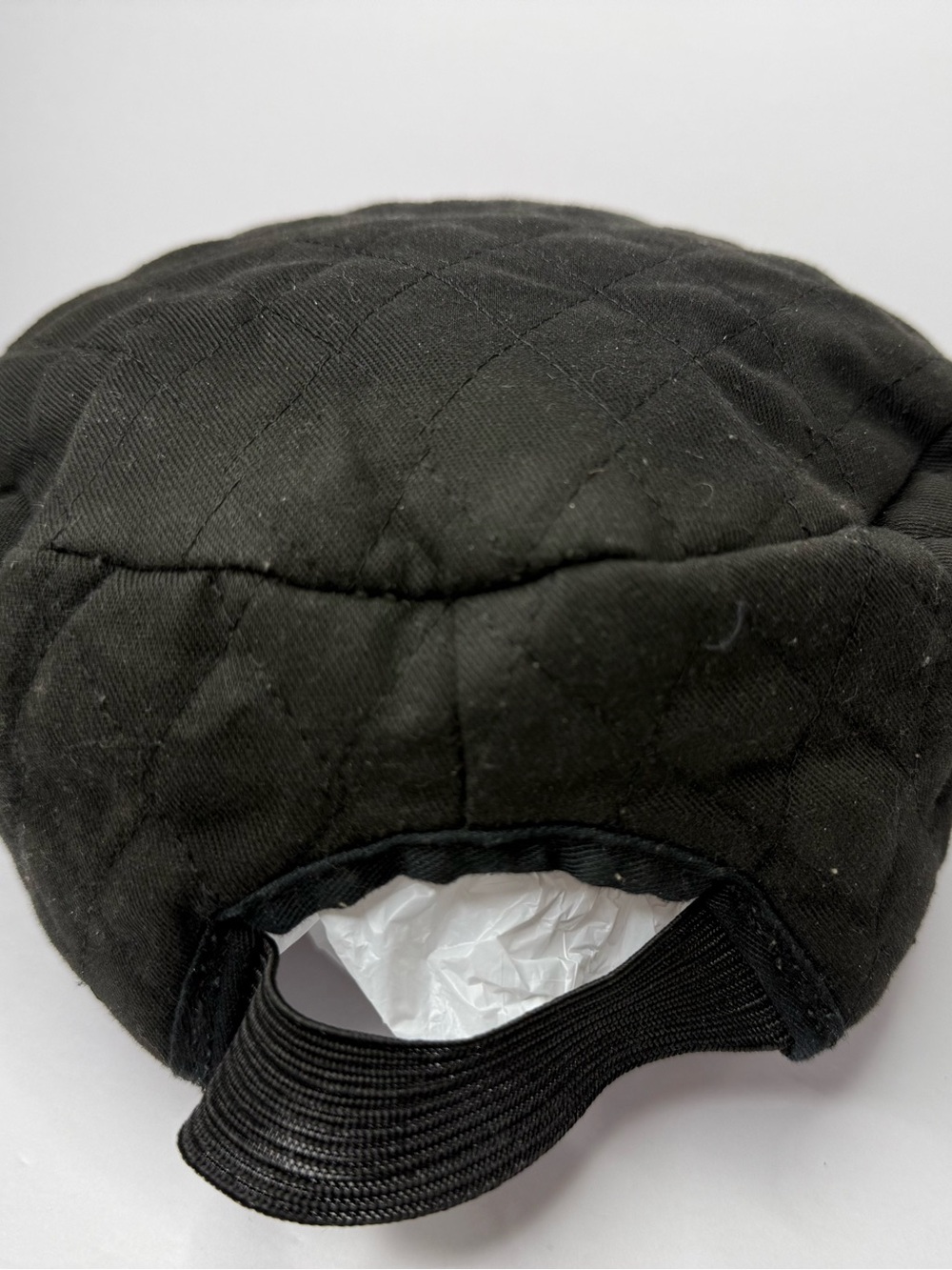 VINTAGE HARLEY DAVIDSON BLACK WELDER'S QUILTED CAP MADE IN USA. (A4)